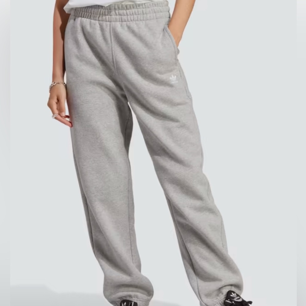 Adidas Original Women's Essentials Fleece Joggers Grey Size Small